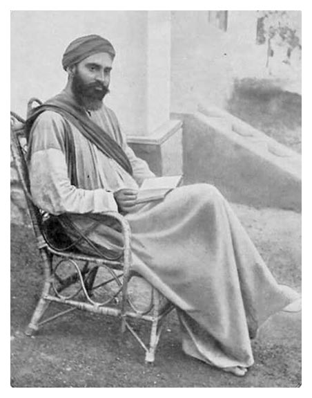 Sadhu Sundar Singh old photo reading Bible